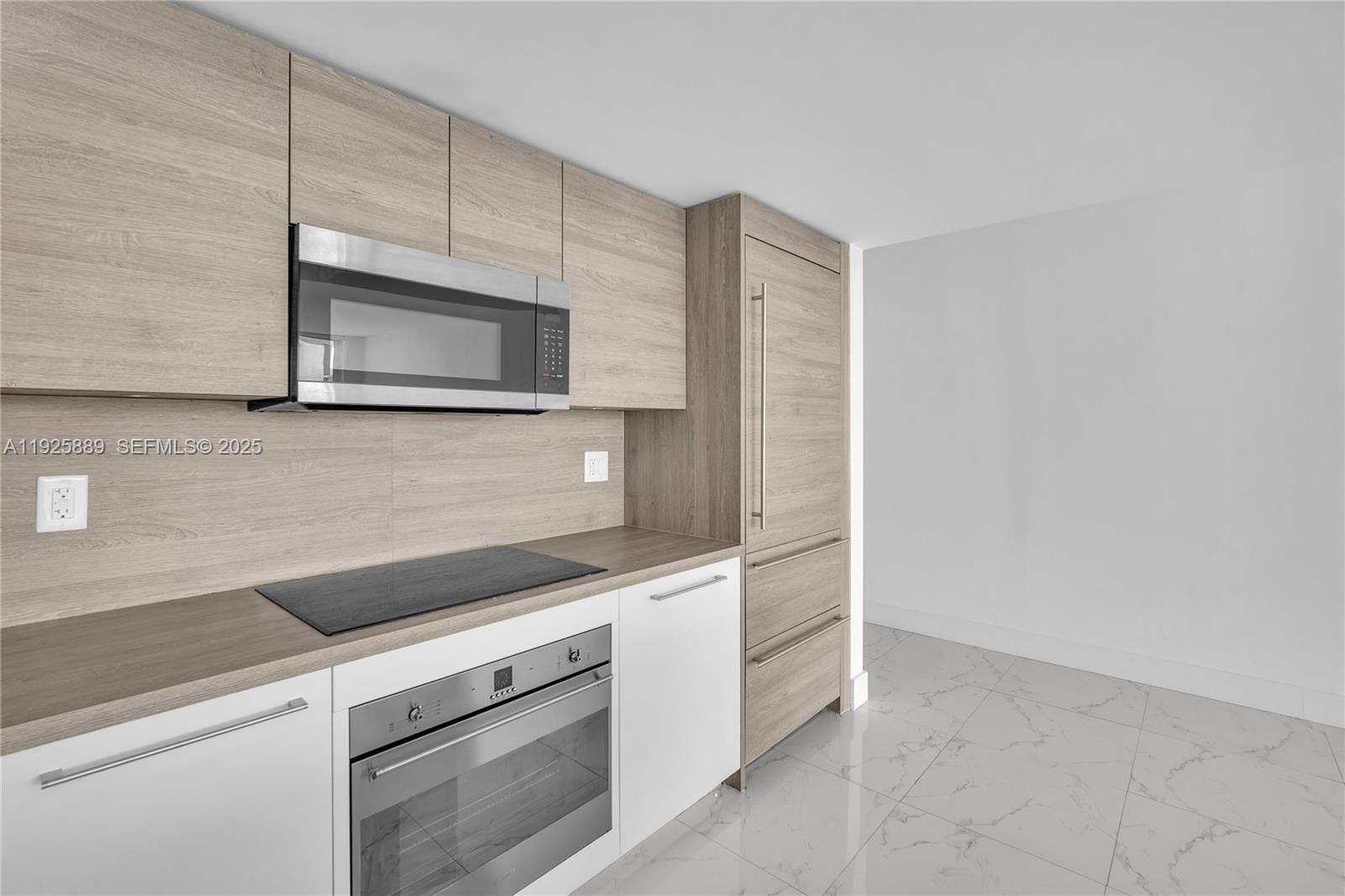 400 Sunny Isles Blvd #1519, Sunny Isles Beach FL 33160