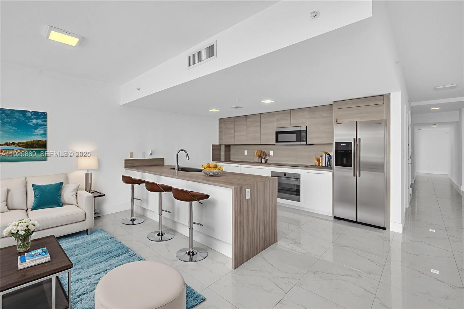 400 Sunny Isles Blvd #1519, Sunny Isles Beach FL 33160