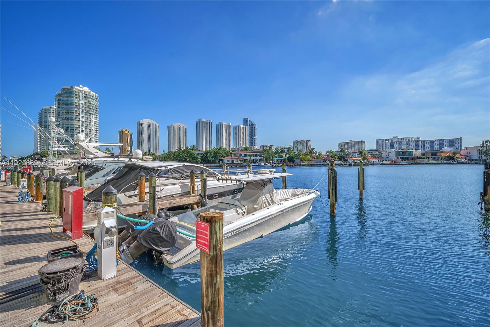 400 Sunny Isles Blvd #1519, Sunny Isles Beach FL 33160