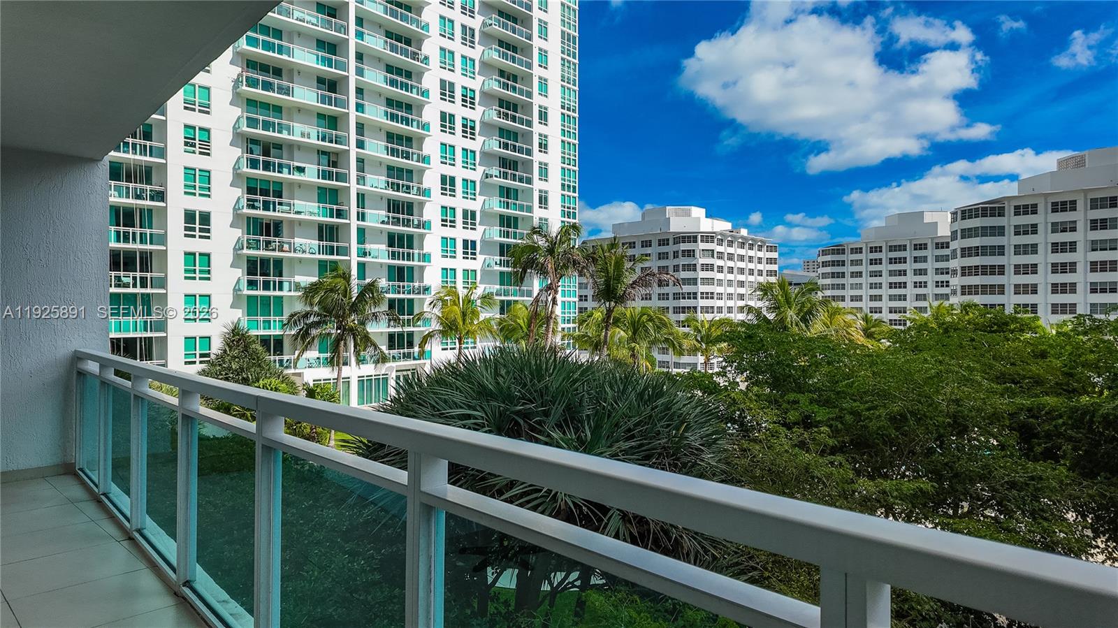 951 Brickell Ave #1206, Miami FL 33131