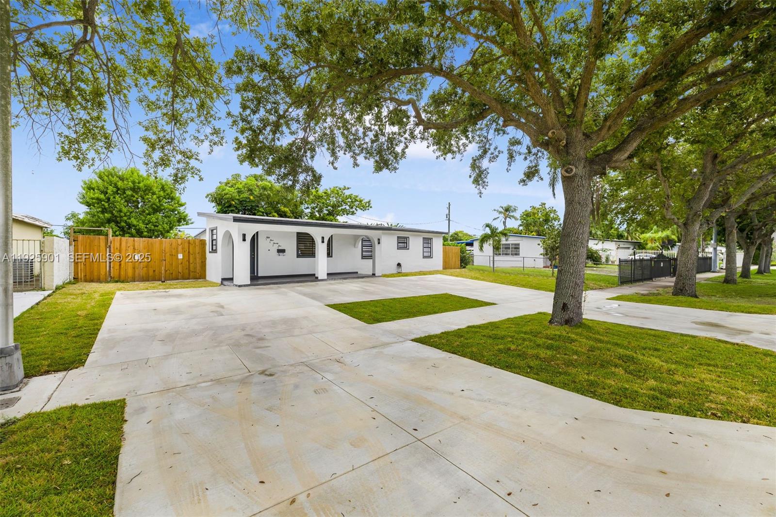 5425 SW 112th Ave, Miami FL 33165