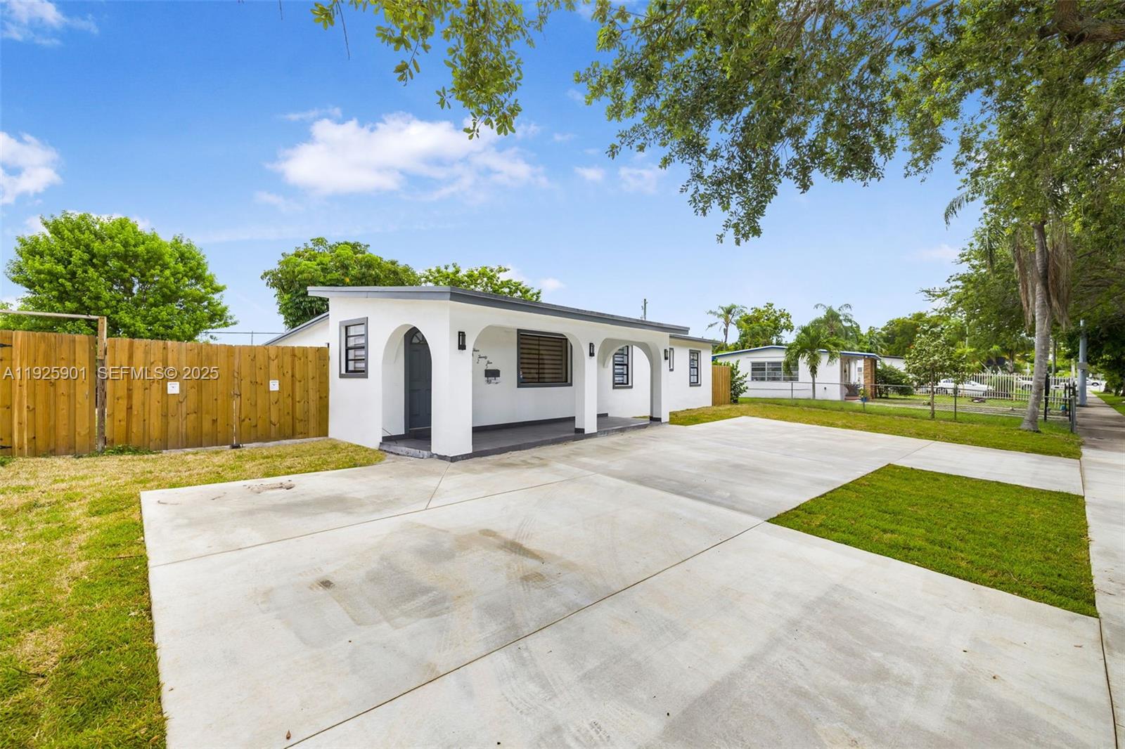 5425 SW 112th Ave, Miami FL 33165