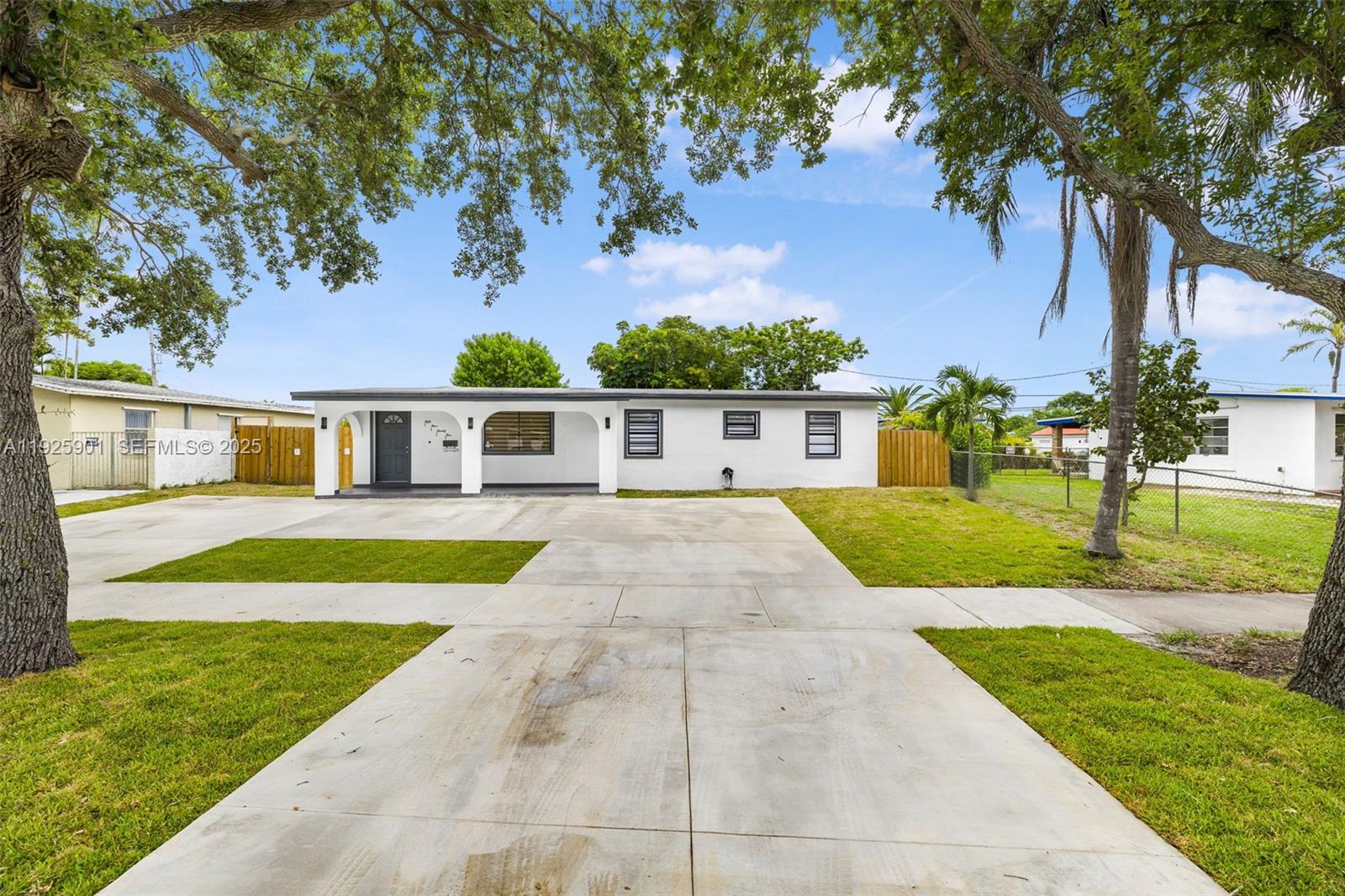 5425 SW 112th Ave, Miami FL 33165