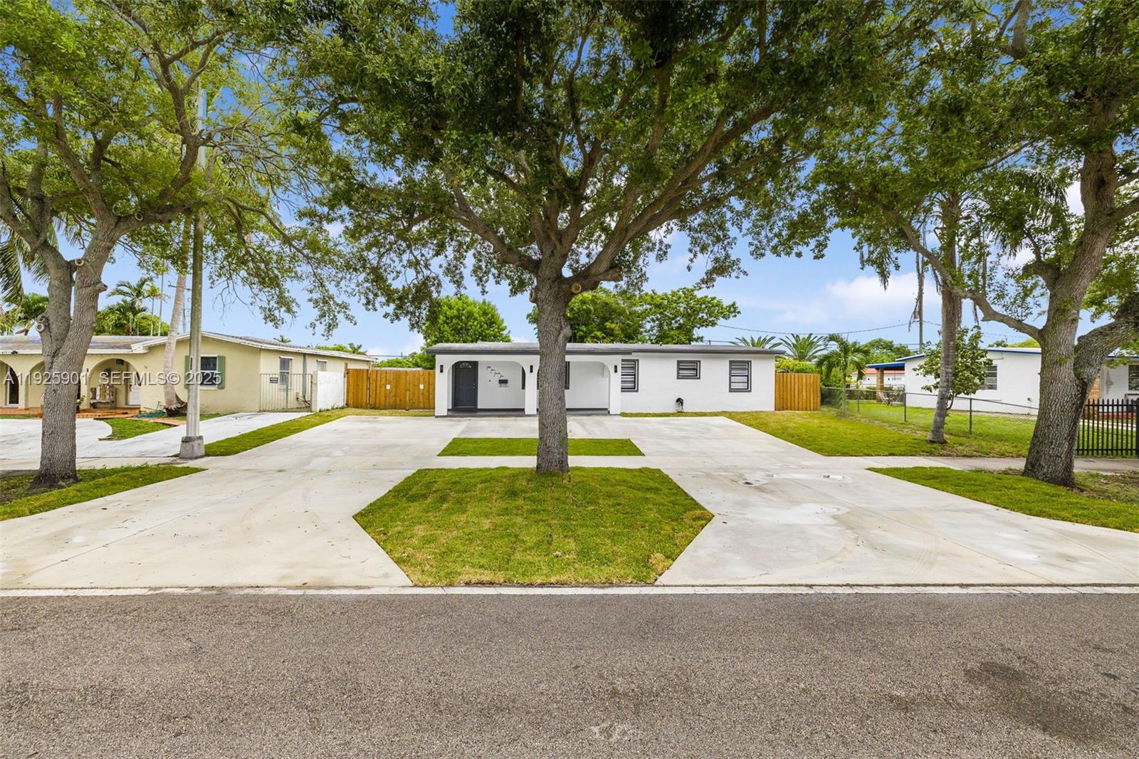 5425 SW 112th Ave, Miami FL 33165