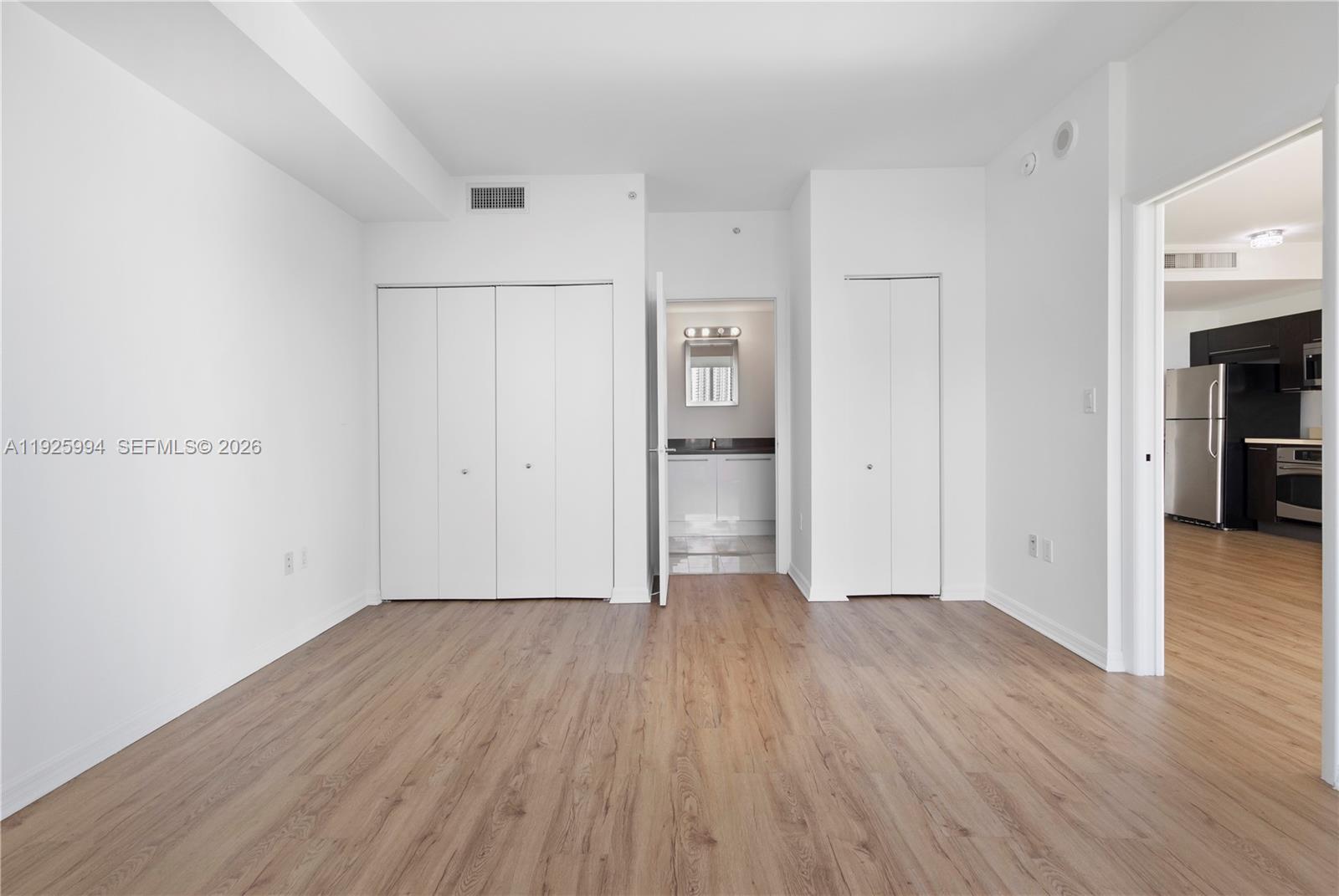 90 SW 3rd St #1512, Miami FL 33130