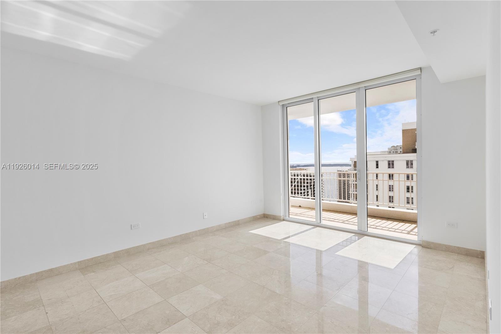 801 Brickell Key Blvd #2607, Miami FL 33131