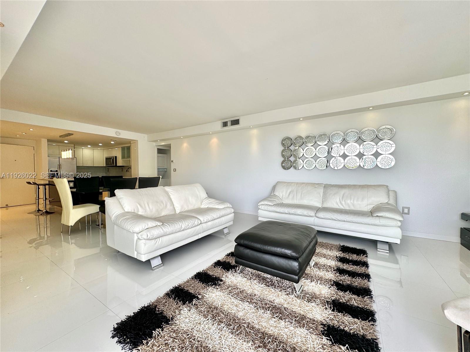 3731 N Country Club Dr #623, Aventura FL 33180