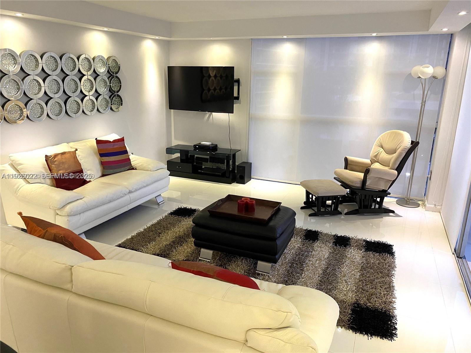 3731 N Country Club Dr #623, Aventura FL 33180