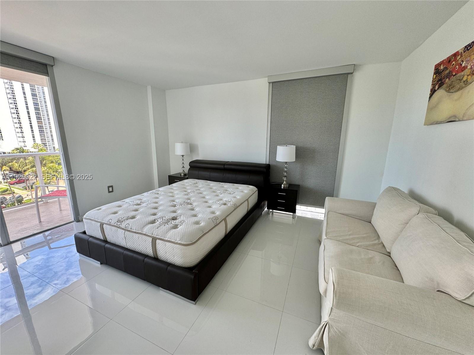 3731 N Country Club Dr #623, Aventura FL 33180