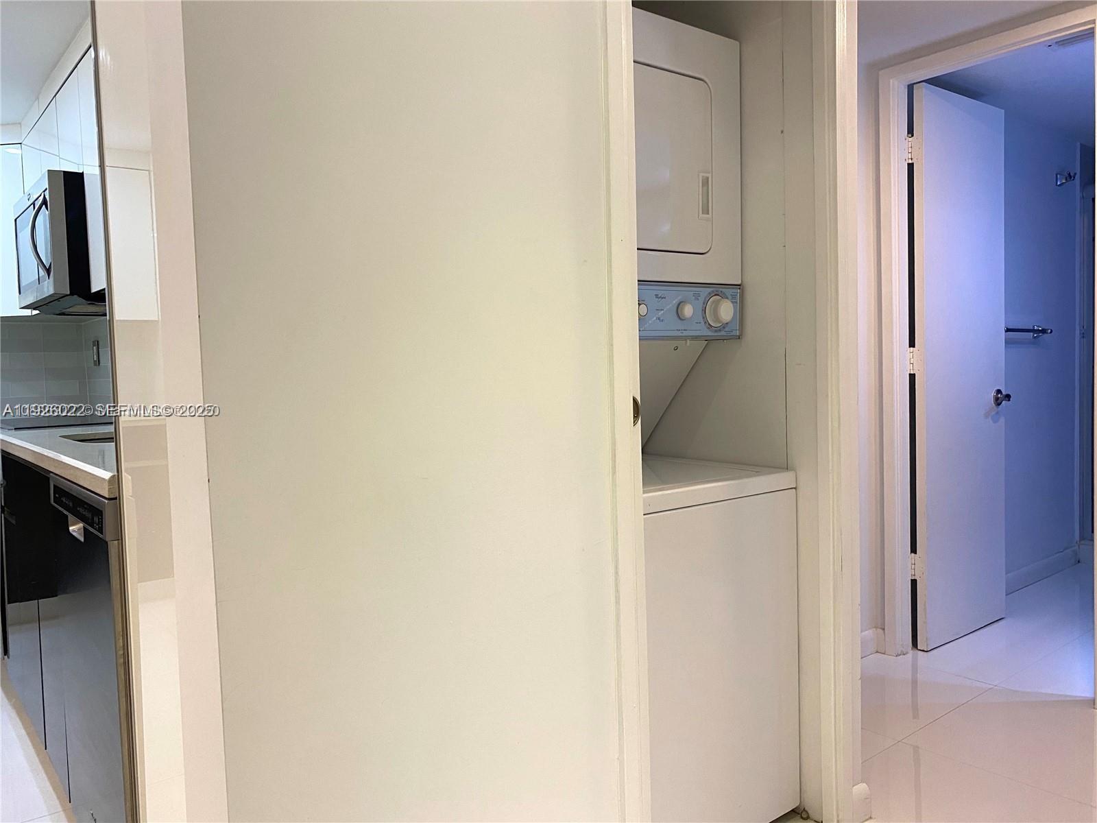 3731 N Country Club Dr #623, Aventura FL 33180