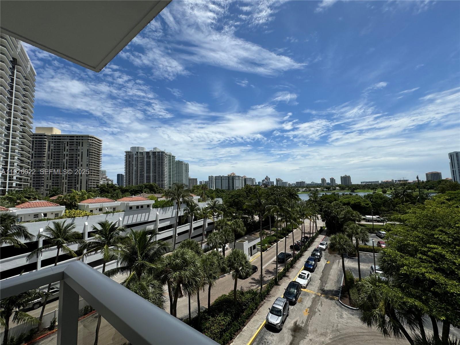 3731 N Country Club Dr #623, Aventura FL 33180