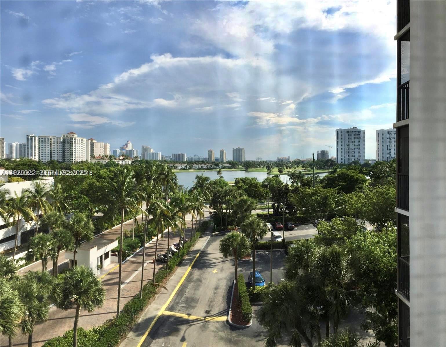 3731 N Country Club Dr #623, Aventura FL 33180
