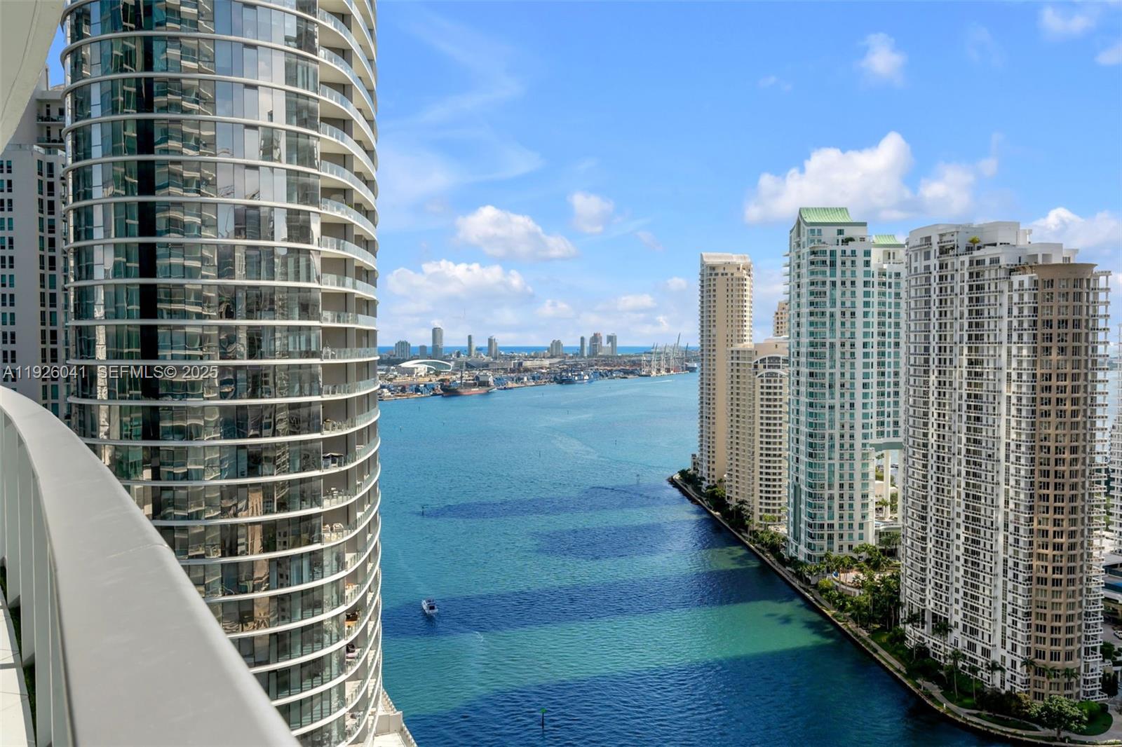 200 Biscayne Boulevard Way #3108, Miami FL 33131