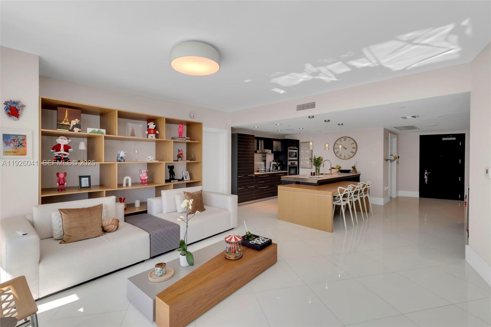 200 Biscayne Boulevard Way #3108, Miami FL 33131
