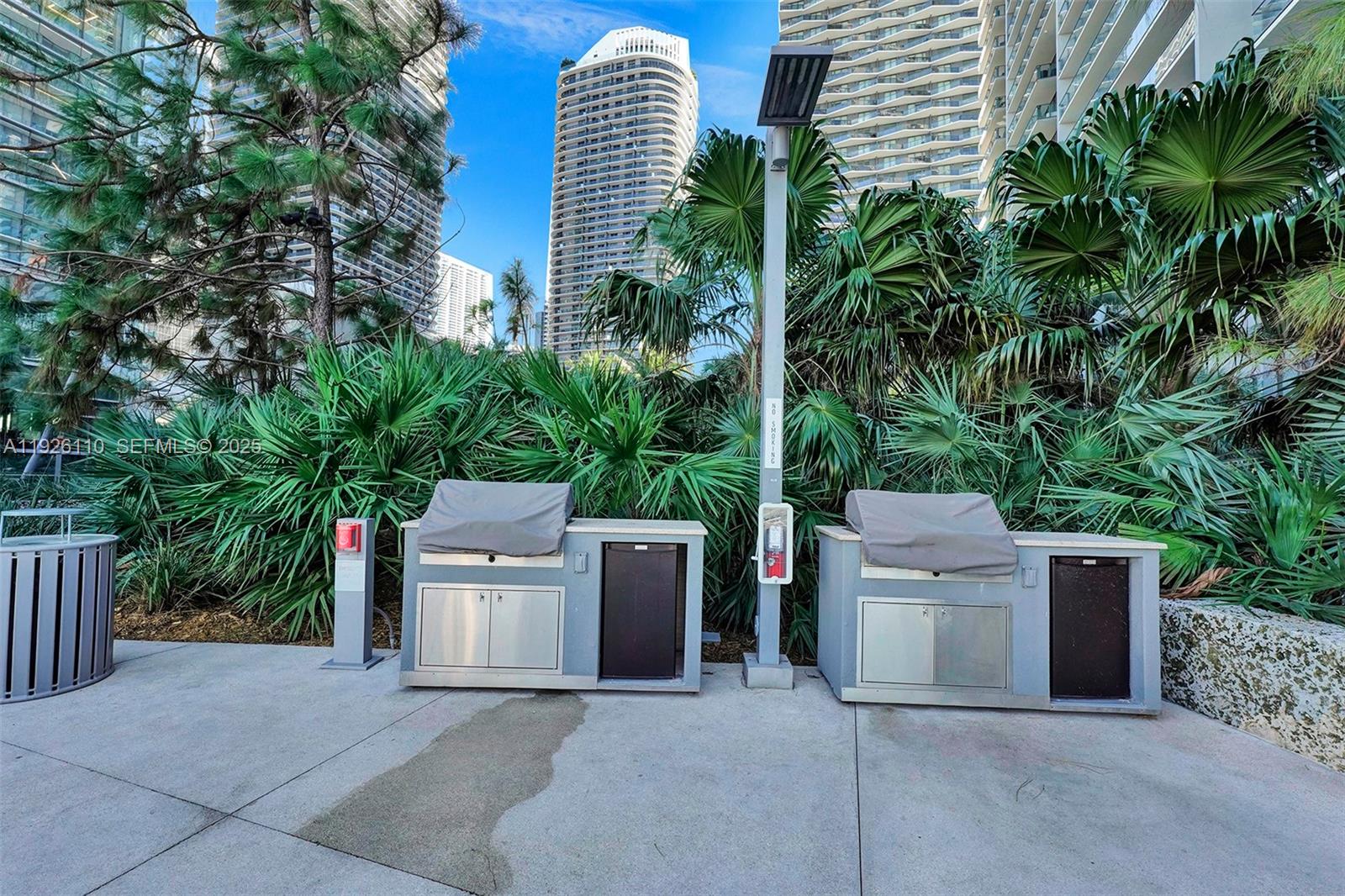 88 SW 7th St #2106, Miami FL 33130