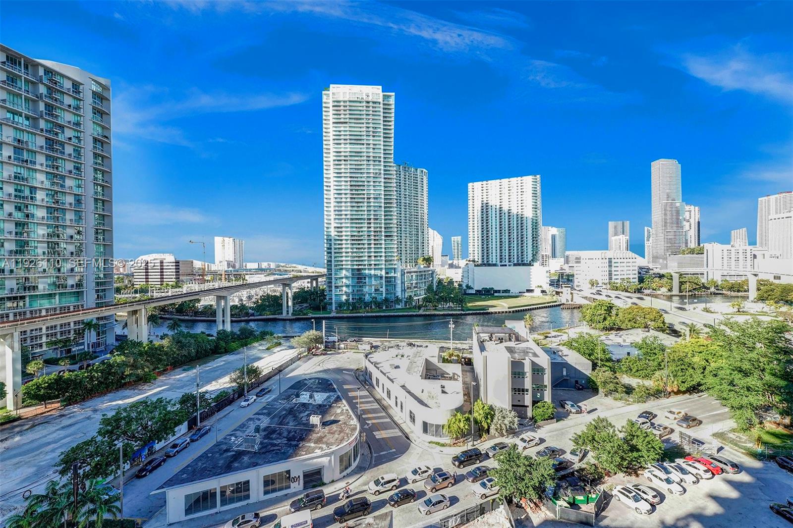 88 SW 7th St #2106, Miami FL 33130