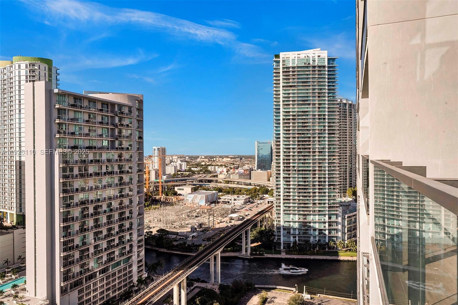 88 SW 7th St #2106, Miami FL 33130