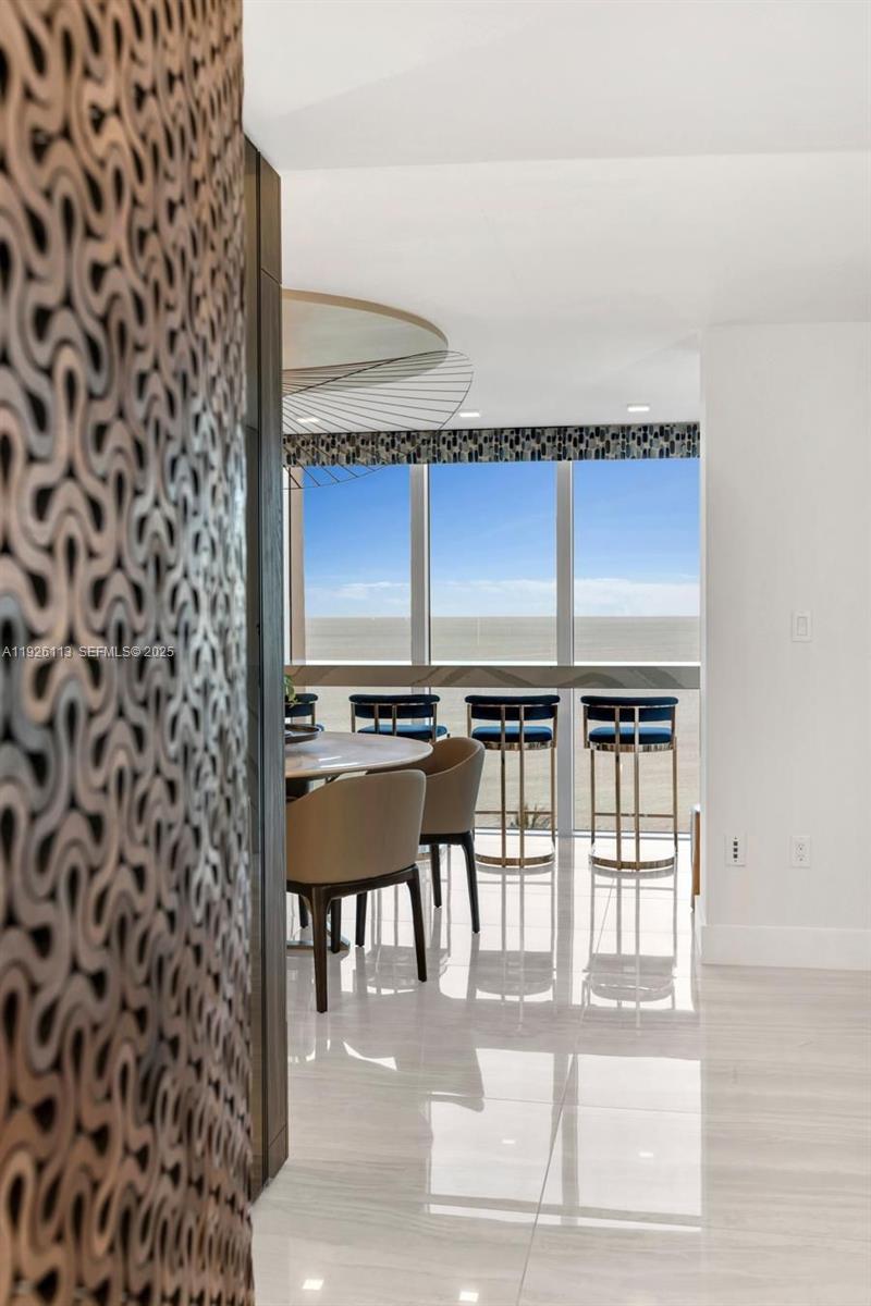 881 Ocean Dr #9C, Key Biscayne FL 33149