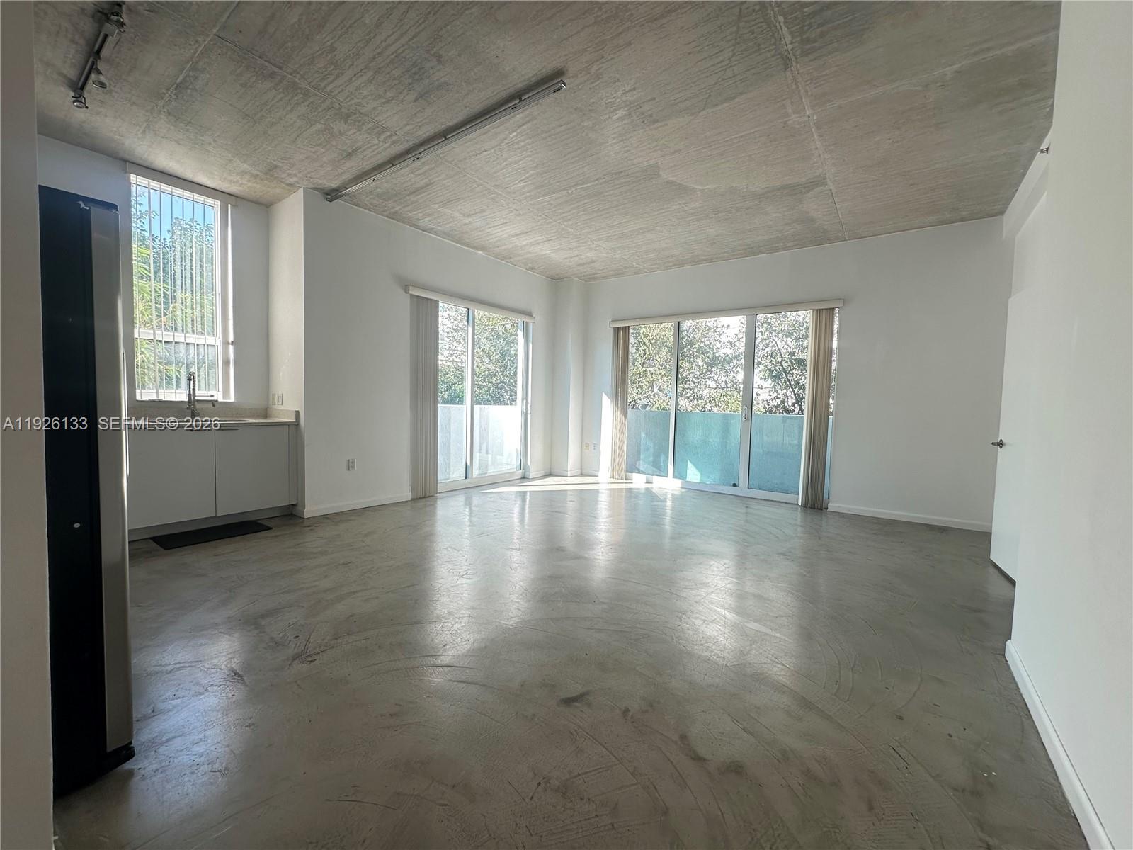 234 NE 3rd St #201, Miami FL 33132