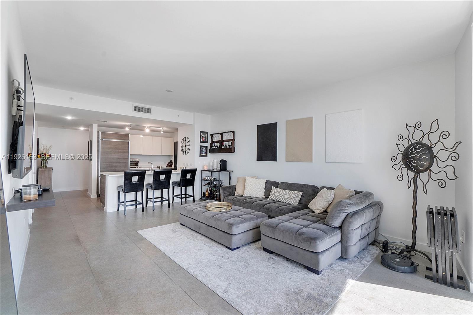 1100 S Miami Ave #2302, Miami FL 33130
