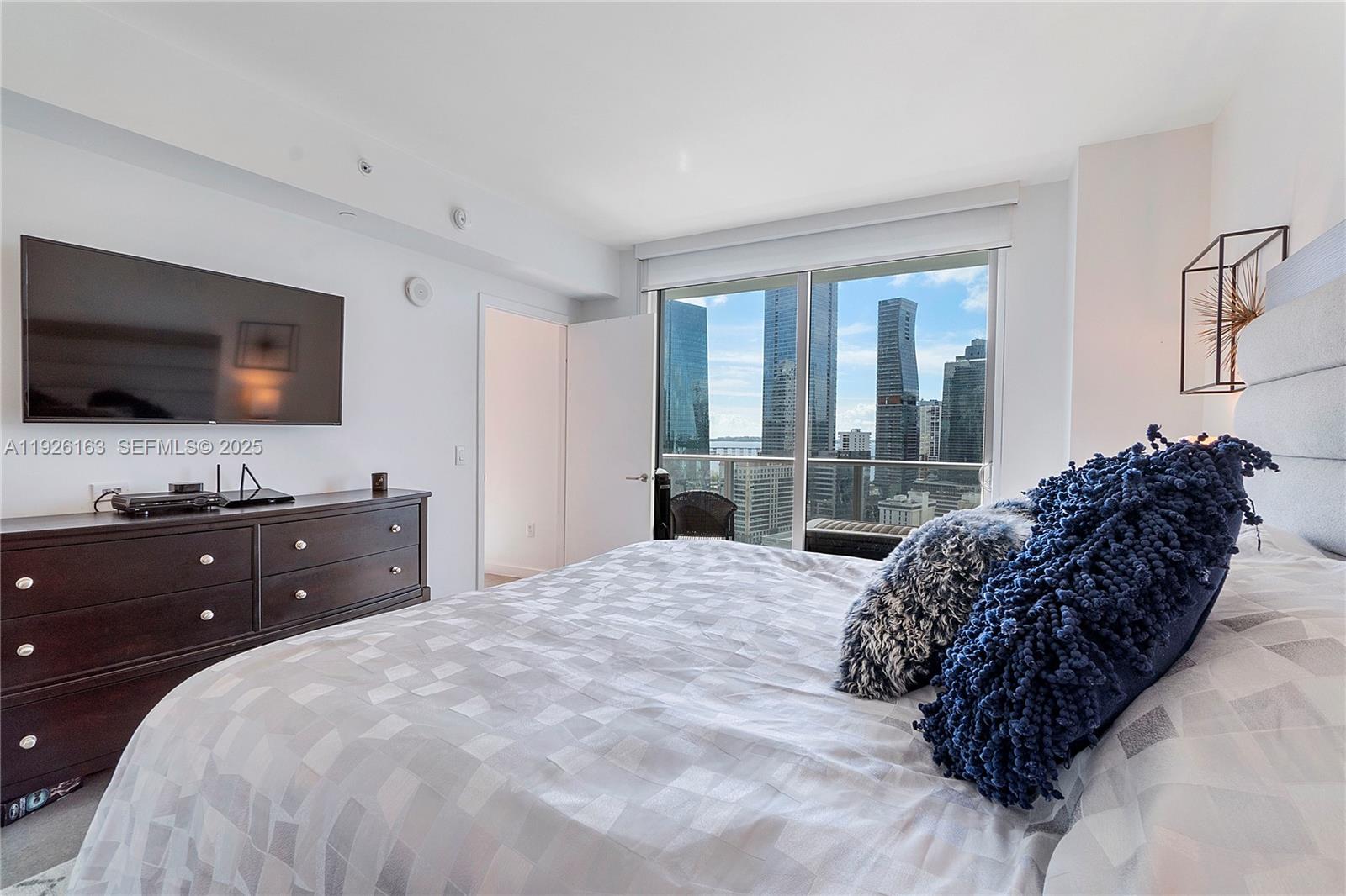 1100 S Miami Ave #2302, Miami FL 33130