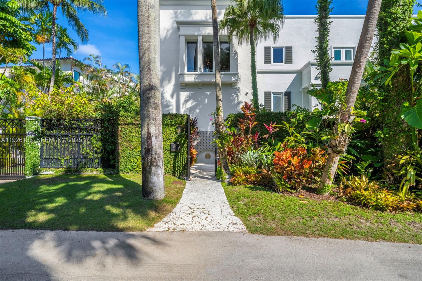 3333 Poinciana Ave, Miami FL 33133