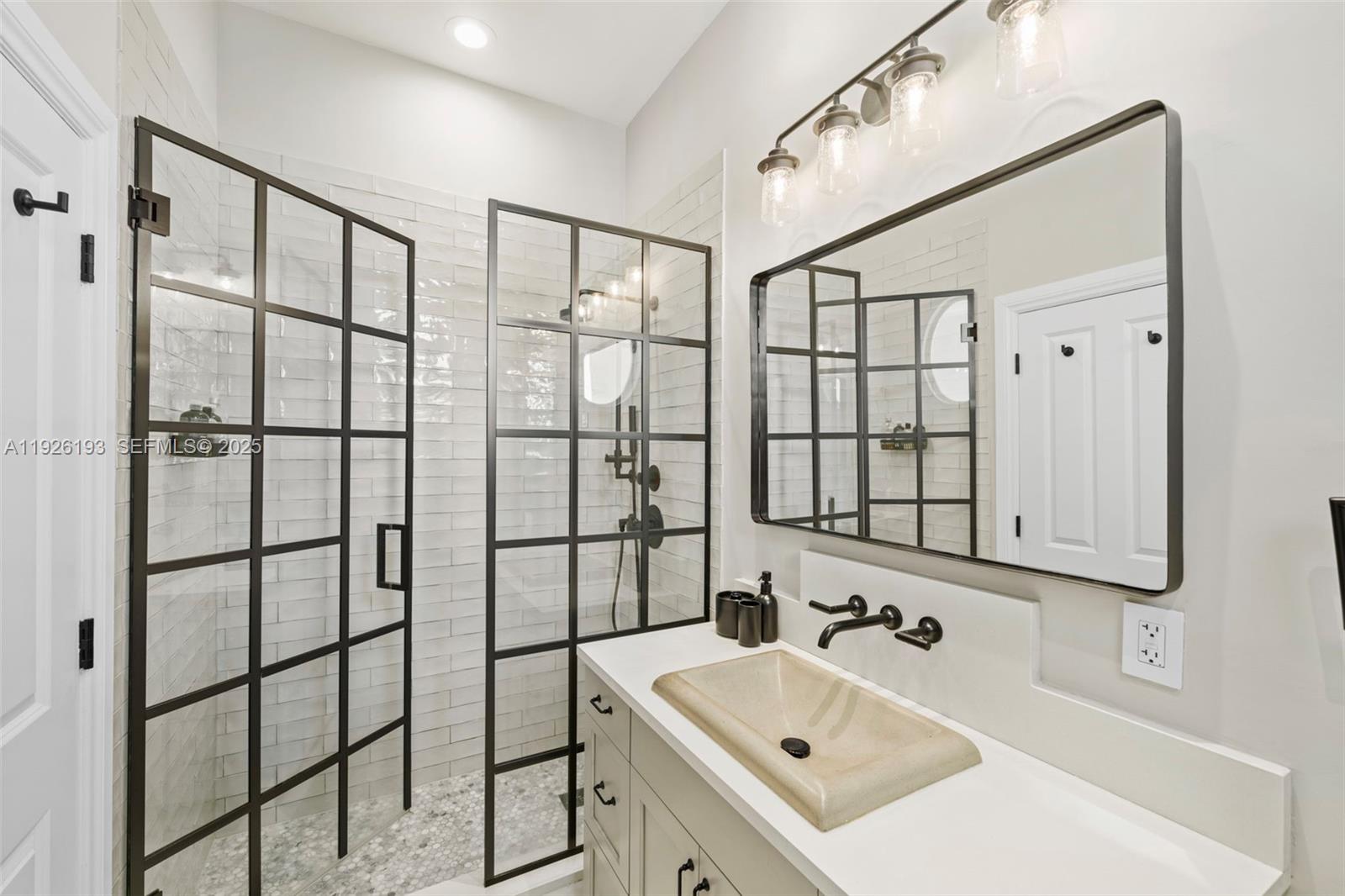 3333 Poinciana Ave, Miami FL 33133