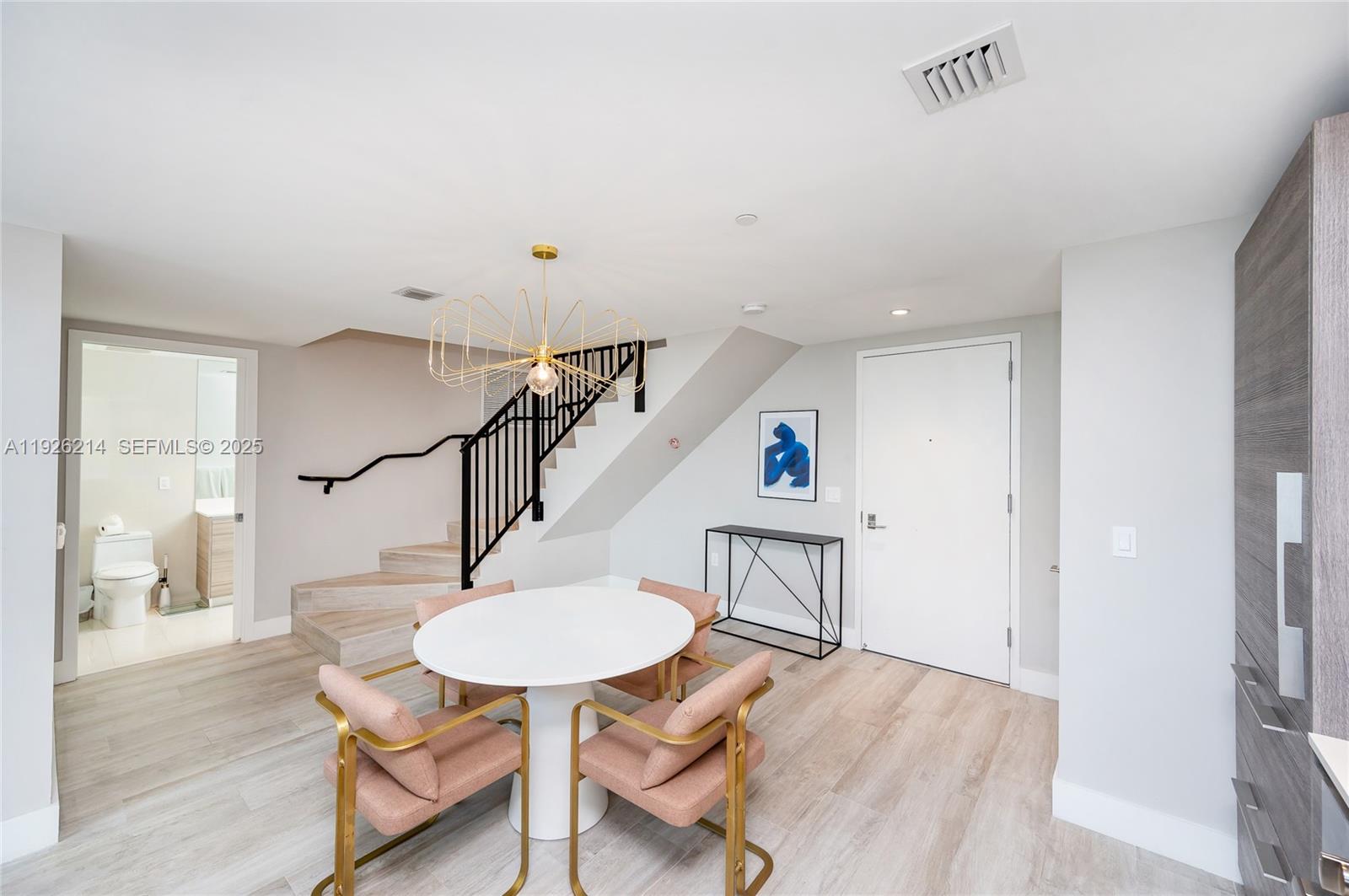 121 NE 34th St #PH3215, Miami FL 33137