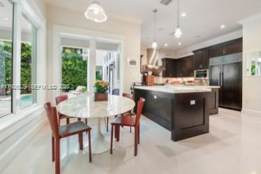 7821 SW 54th Ct, Miami FL 33143