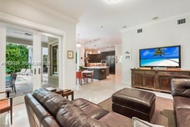 7821 SW 54th Ct, Miami FL 33143