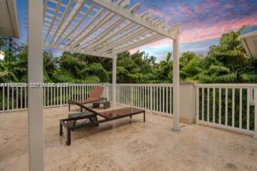 7821 SW 54th Ct, Miami FL 33143