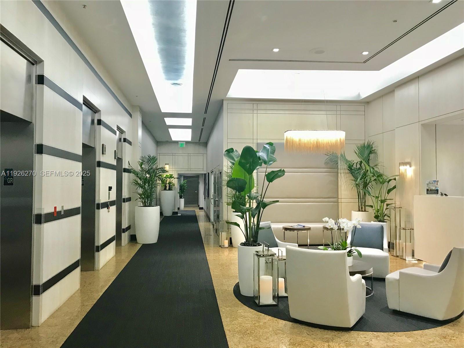185 SE 14 TE #802, Miami FL 33131