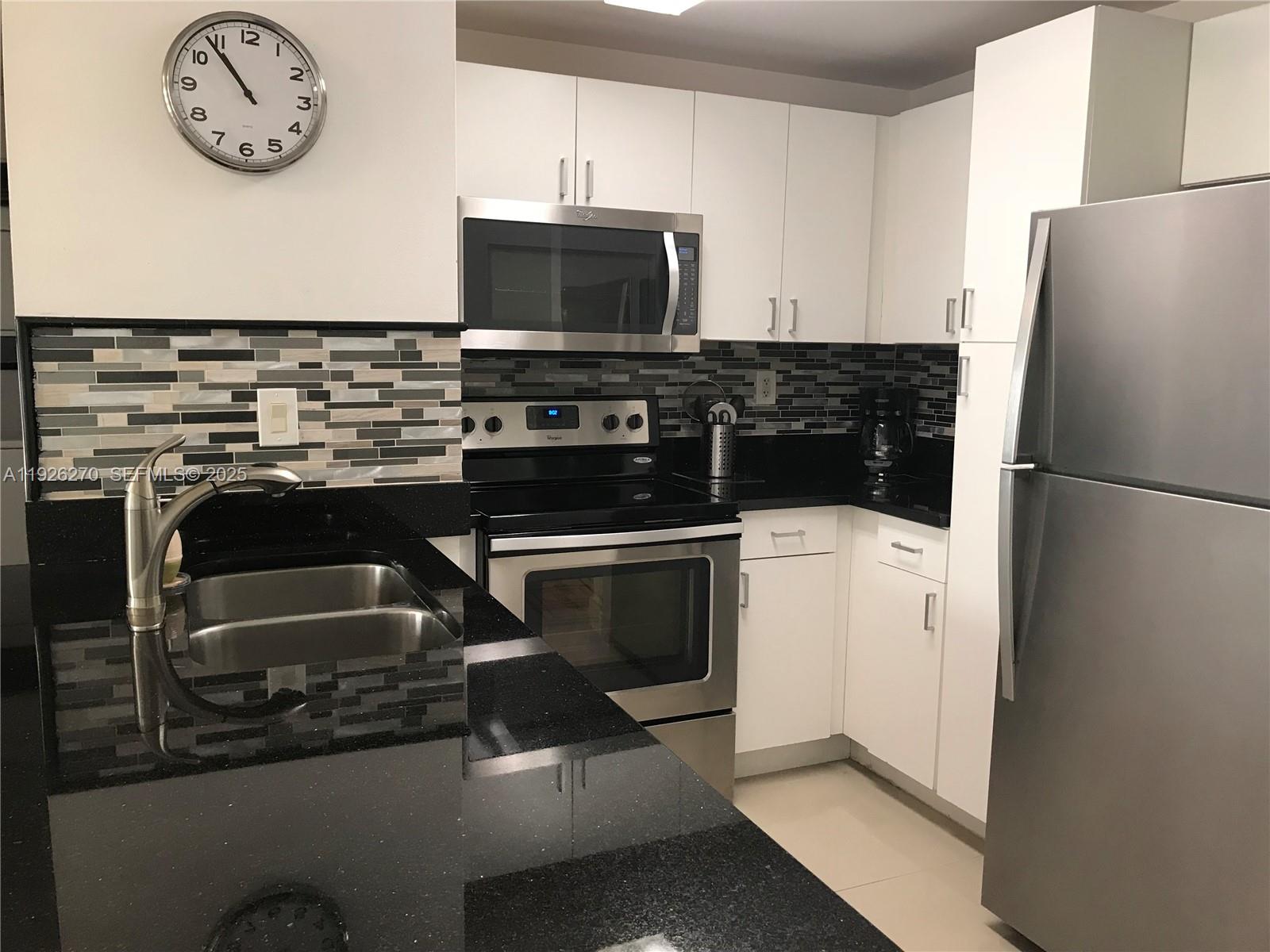 185 SE 14 TE #802, Miami FL 33131