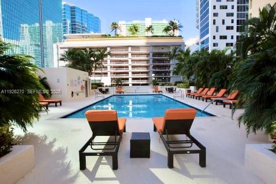 185 SE 14 TE #802, Miami FL 33131