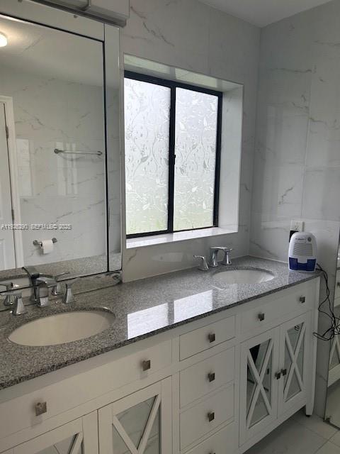 245 189th Ter #0, Sunny Isles Beach FL 33160