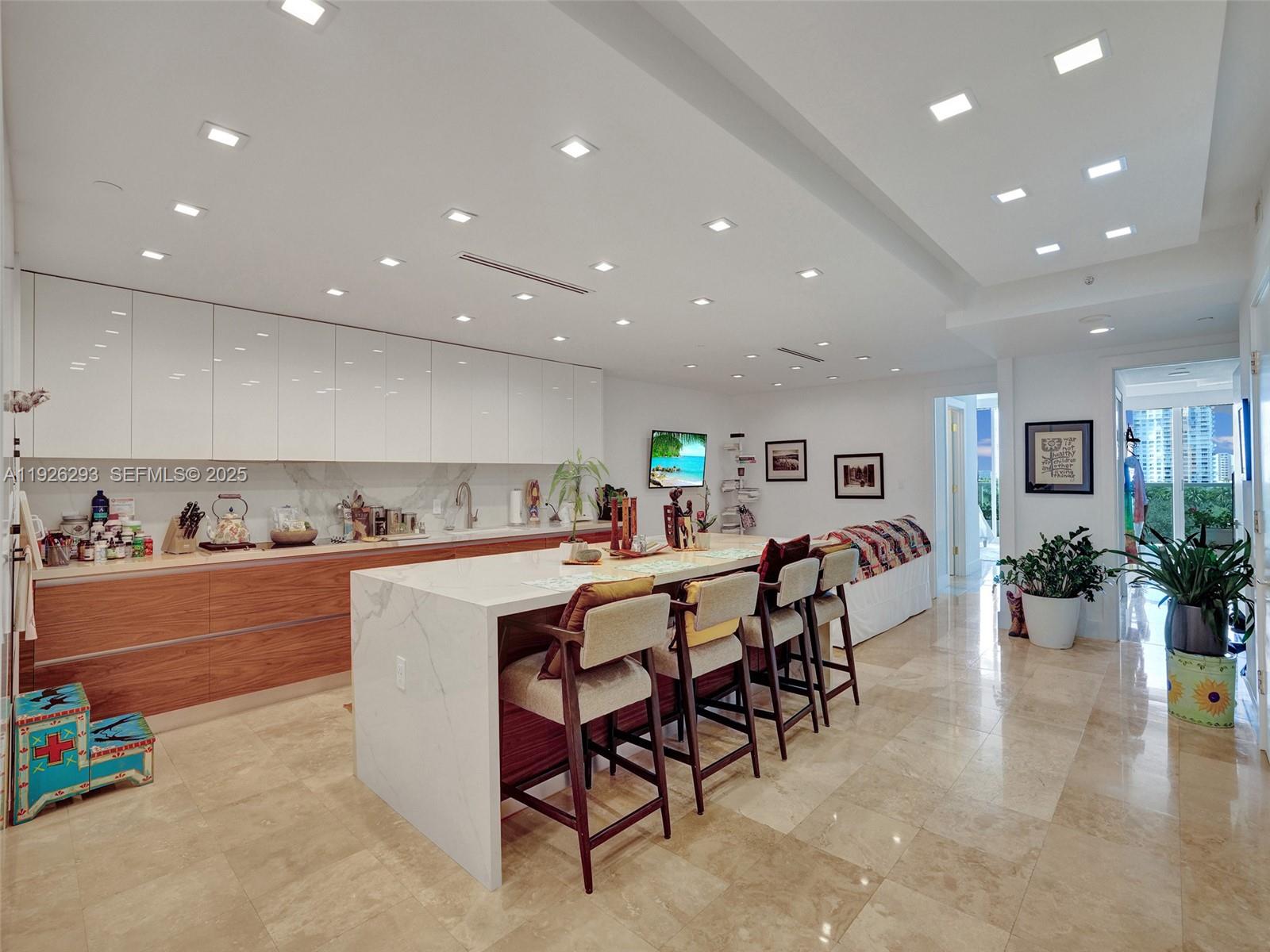 3201 NE 183rd St #704, Aventura FL 33160