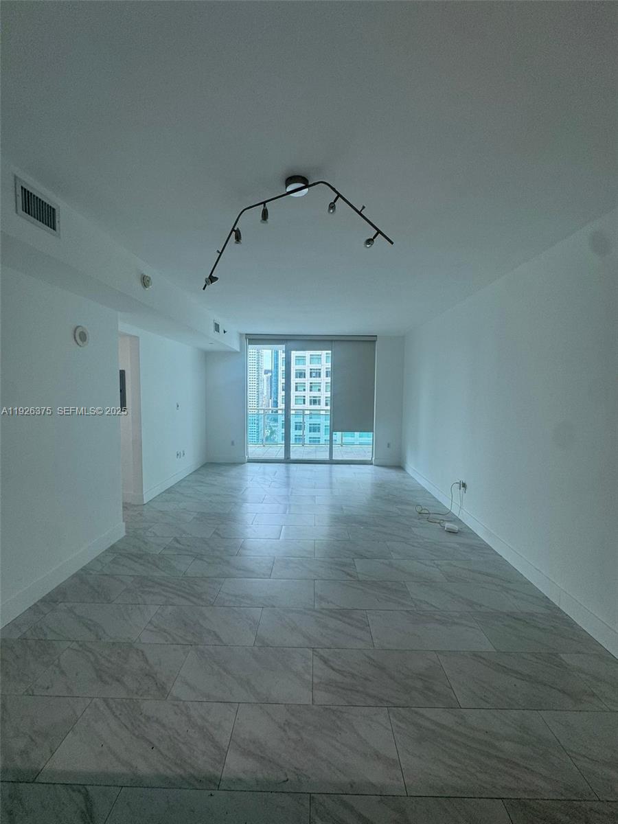 951 Brickell Ave #2301, Miami FL 33131