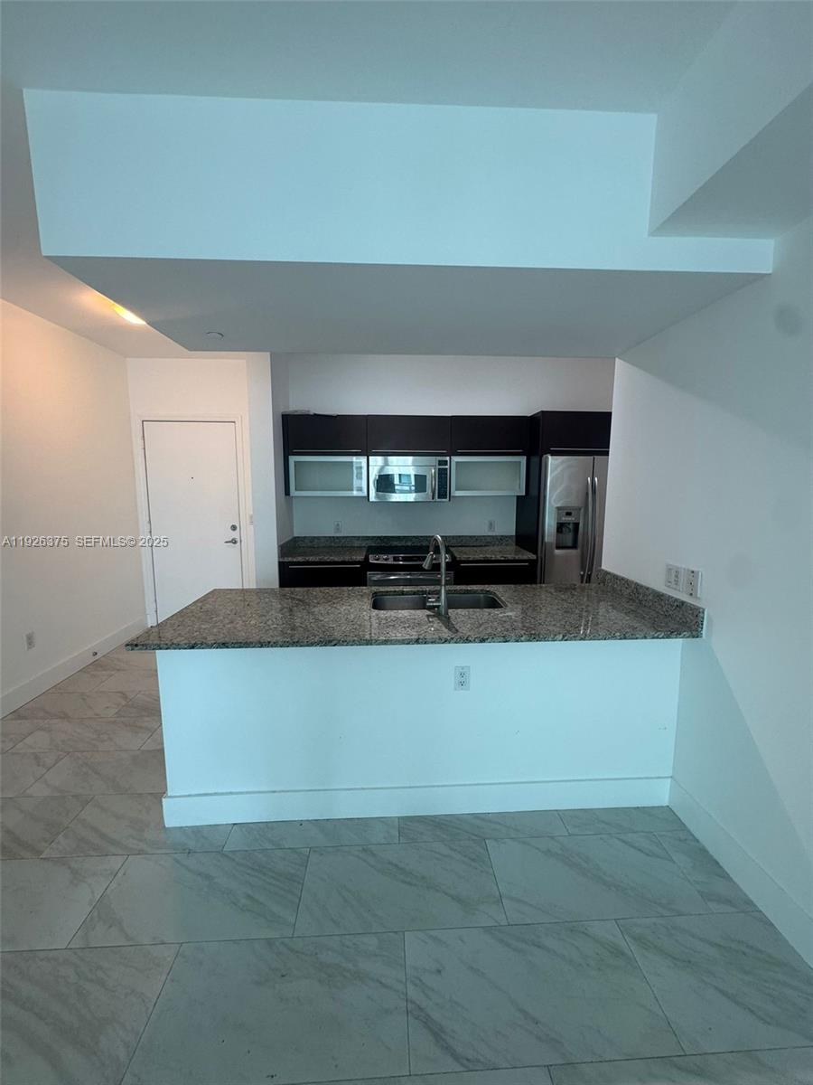 951 Brickell Ave #2301, Miami FL 33131