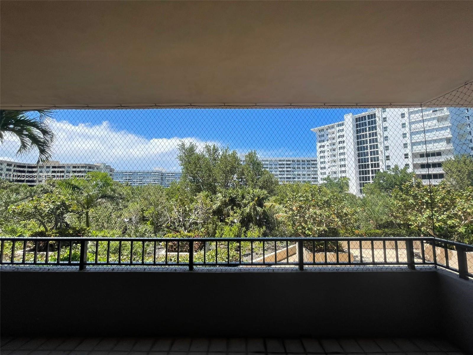 251 Crandon Blvd #233, Key Biscayne FL 33149