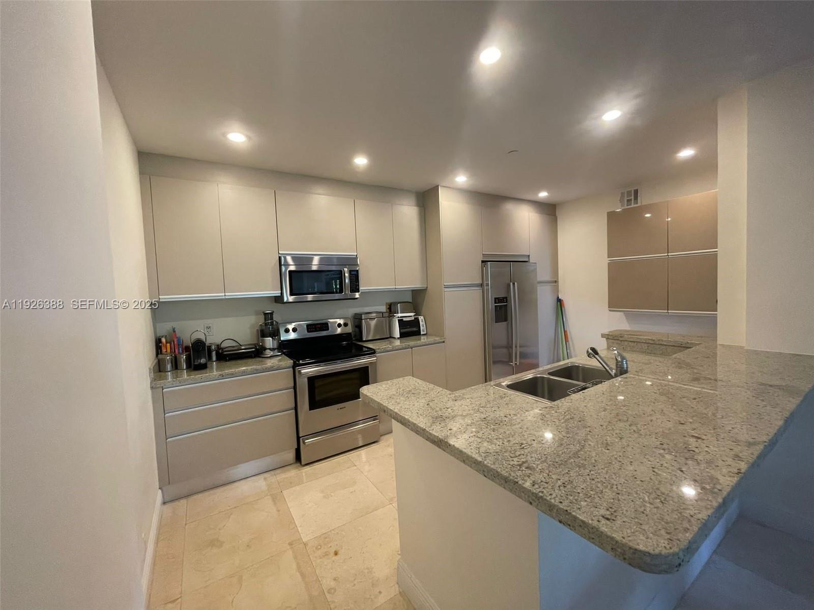 251 Crandon Blvd #233, Key Biscayne FL 33149