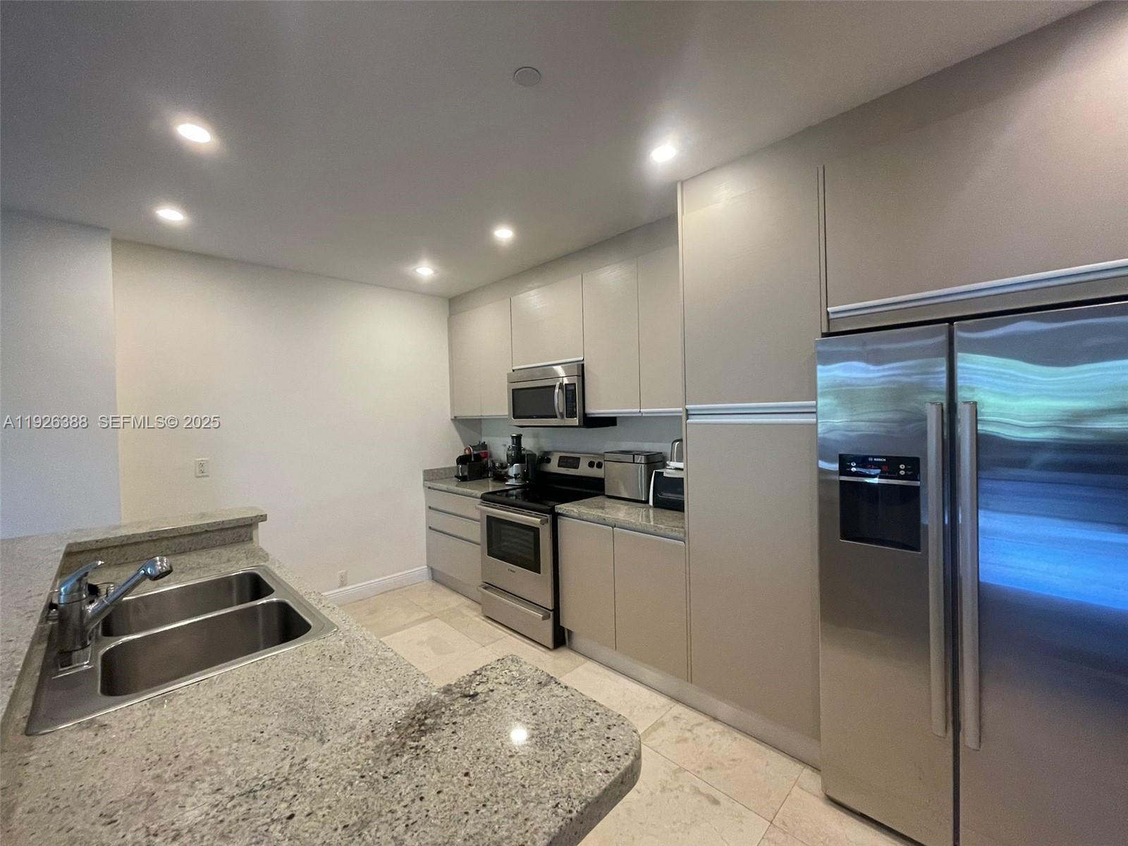 251 Crandon Blvd #233, Key Biscayne FL 33149