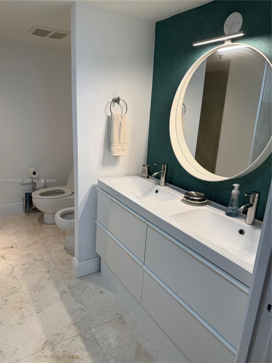 251 Crandon Blvd #233, Key Biscayne FL 33149