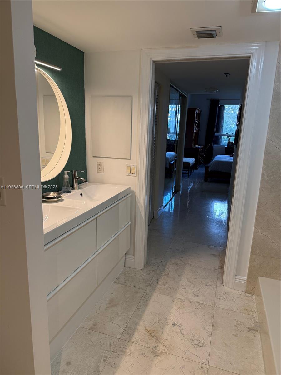 251 Crandon Blvd #233, Key Biscayne FL 33149