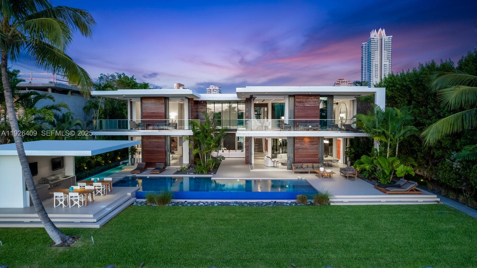 6480 Allison Rd, Miami Beach FL 33141