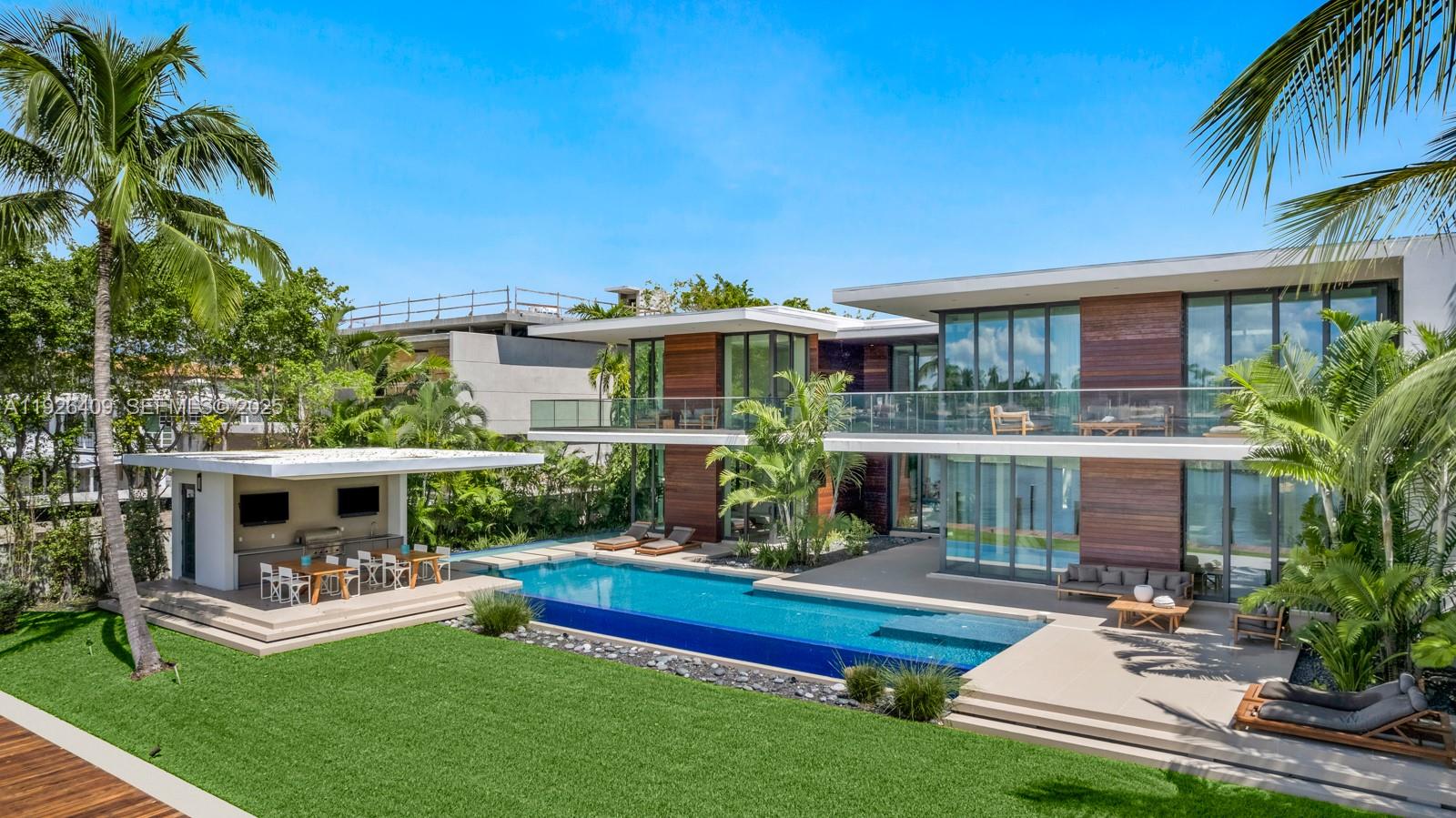 6480 Allison Rd, Miami Beach FL 33141