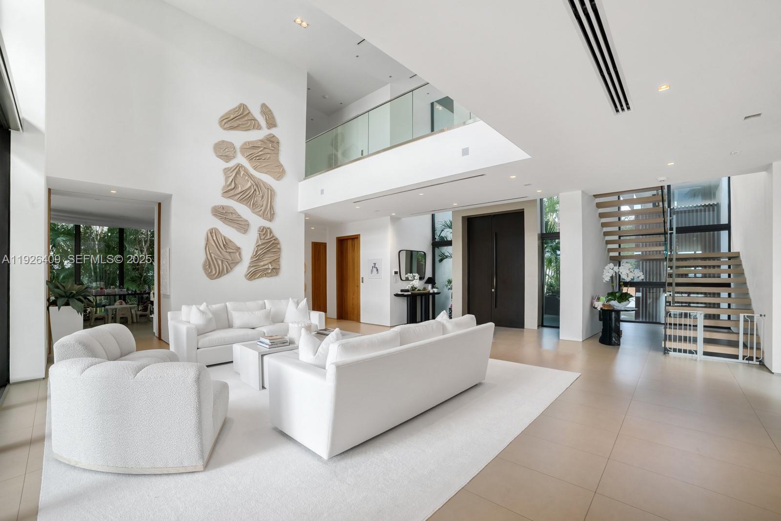 6480 Allison Rd, Miami Beach FL 33141