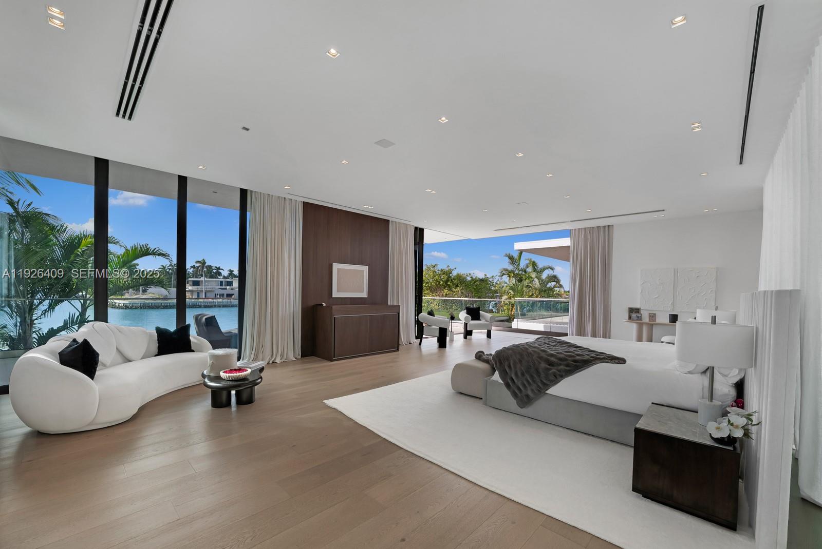 6480 Allison Rd, Miami Beach FL 33141