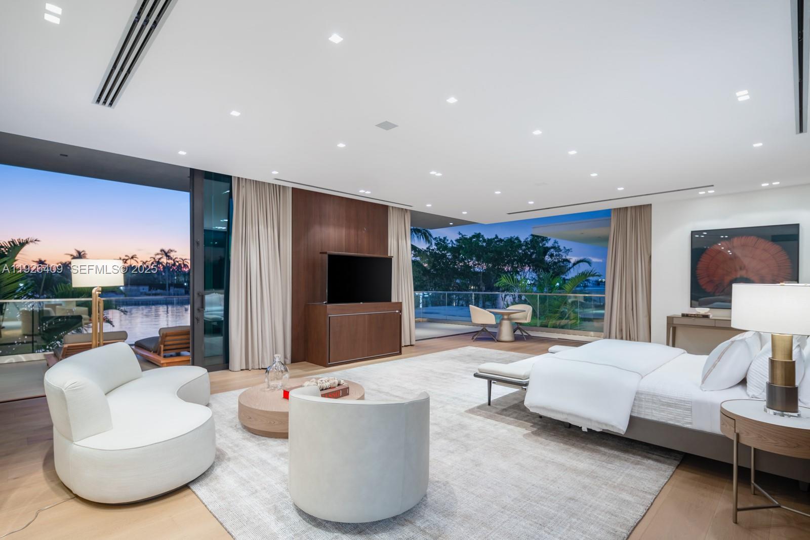 6480 Allison Rd, Miami Beach FL 33141