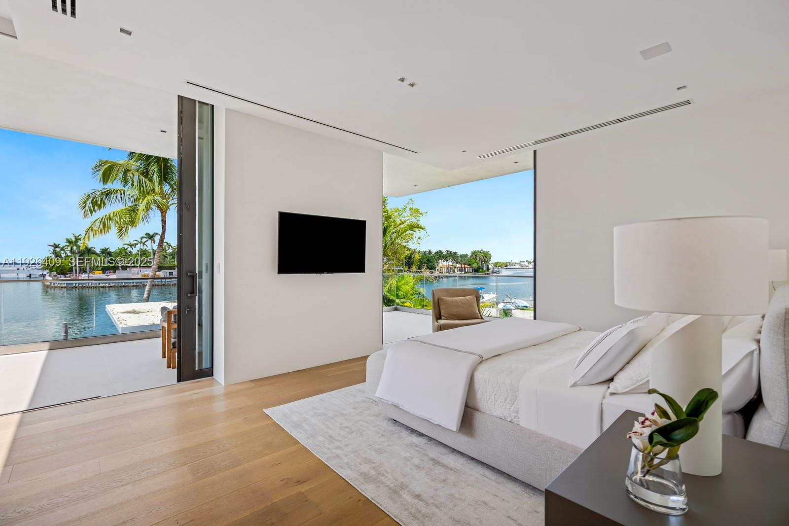 6480 Allison Rd, Miami Beach FL 33141