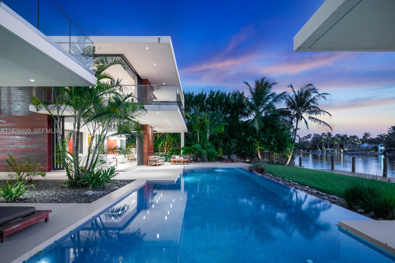 6480 Allison Rd, Miami Beach FL 33141